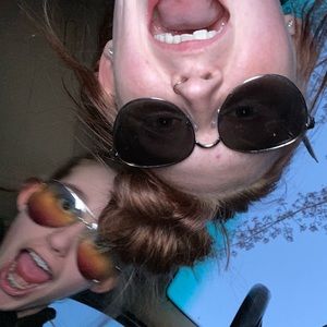 Meet your Posher, Kylee